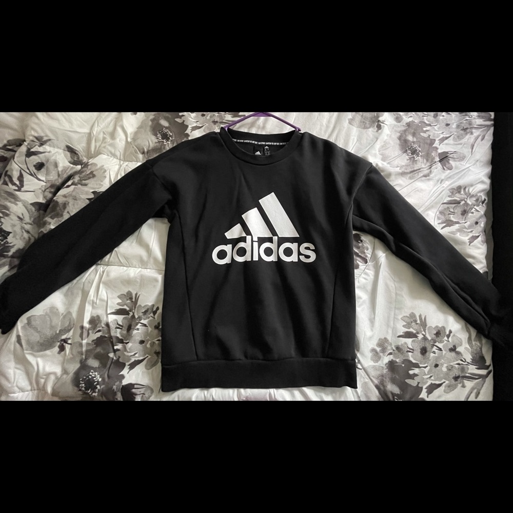 Adidas Pullover Sweatshirt